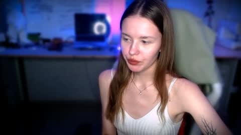 Mika and Miranda online show from December 4, 10:30 pm