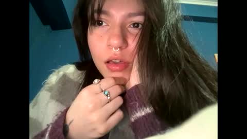 kikilove15 online show from May 19, 7:20 pm