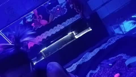 Snapshot of kikilovespartylights chatting on February 11, 10:42 am kikilovespartylights online show from February 11, 10:42 am