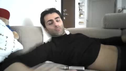 Snapshot of kikkus01 chatting on January 19, 2:32 pm kikkus01 online show from January 19, 2:32 pm