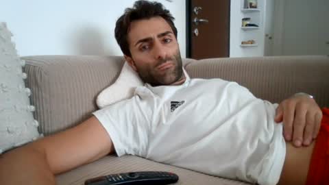 kikkus01 online show from July 17, 1:40 pm