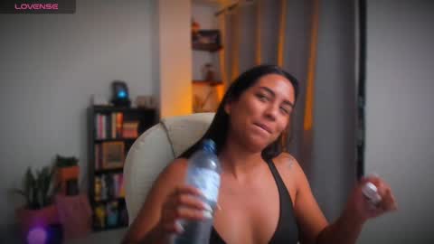 Snapshot of killaa01 chatting on February 23, 12:30 am Alejandra online show from February 23, 12:30 am