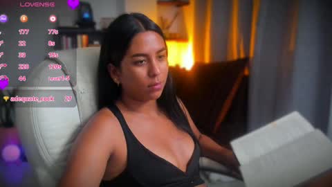 Snapshot of killaa01 chatting on February 23, 3:35 am Alejandra online show from February 23, 3:35 am