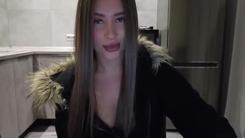 EvaAnna online show from February 23, 7:44 pm