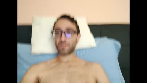 Snapshot of killua1993 chatting on September 24, 10:07 am kingstoned online show from September 24, 10:07 am