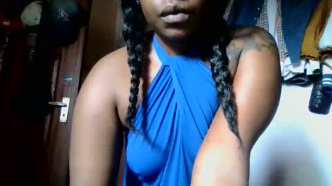 Snapshot of kilolo266 chatting on February 25, 7:40 am lolo online show from February 25, 7:40 am