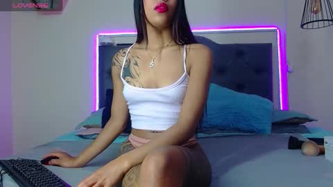 Kim online show from December 1, 3:39 pm