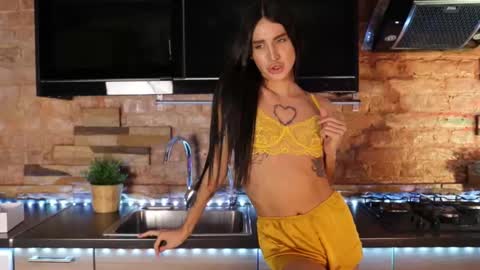 Kim Oberlin online show from February 22, 11:46 am