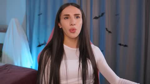 Kim Oberlin online show from October 18, 11:00 am