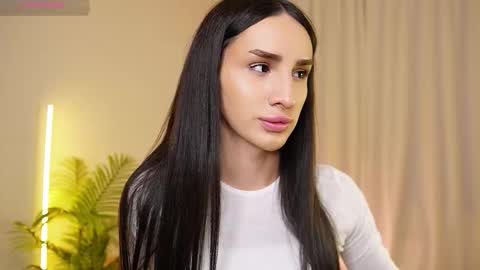 Kim Oberlin online show from November 29, 4:43 pm