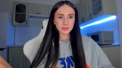 Kim Oberlin online show from February 9, 3:38 pm