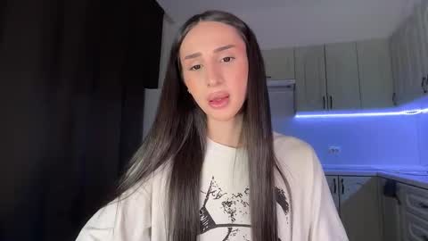 Kim Oberlin online show from March 14, 4:12 pm