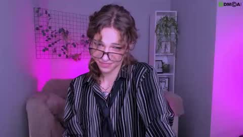 kim online show from September 13, 8:19 pm