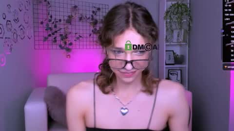 kim online show from September 25, 12:03 am