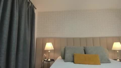 Kim online show from October 4, 3:21 pm