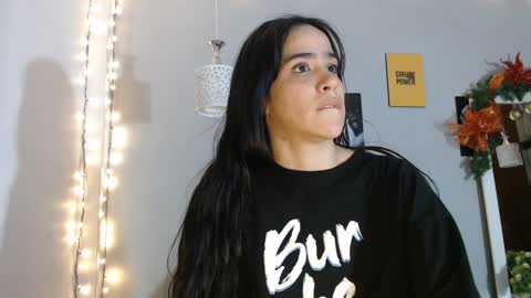 Snapshot of kimandyuk chatting on December 17, 7:59 pm Kim Yuk online show from December 17, 7:59 pm