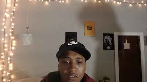 Snapshot of kimandyuk chatting on January 3, 7:18 pm Kim Yuk online show from January 3, 7:18 pm