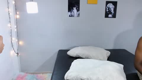 Snapshot of kimandyuk chatting on January 14, 7:21 pm Kim Yuk online show from January 14, 7:21 pm