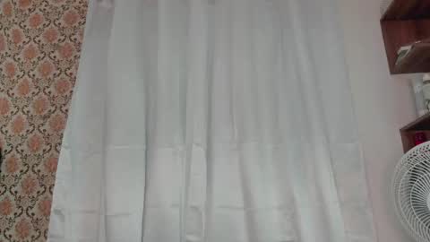 Snapshot of kimberly_perez__ chatting on May 4, 12:17 am Kimberly online show from May 4, 12:17 am