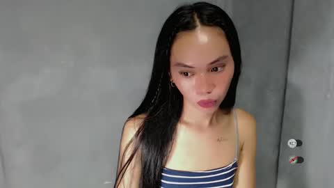 Snapshot of kimberly_tart chatting on February 15, 11:14 pm Kimberly online show from February 15, 11:14 pm