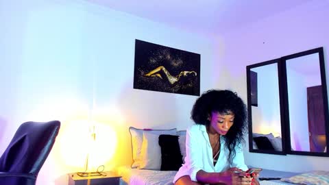 Kimberly Banks online show from February 27, 2:32 am