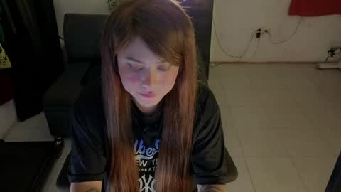 Snapshot of kimberlygati2 chatting on April 28, 1:15 am Kimberly Polizzi online show from April 28, 1:15 am