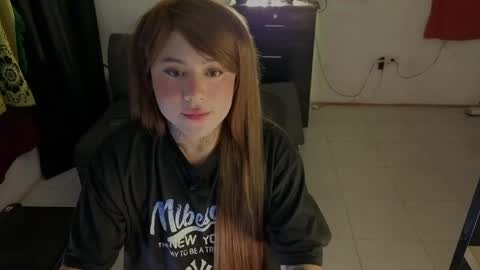 Snapshot of kimberlygati2 chatting on April 28, 2:27 am Kimberly Polizzi online show from April 28, 2:27 am