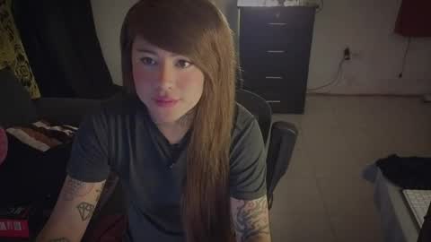 Snapshot of kimberlygati2 chatting on June 2, 10:23 pm Kimberly Polizzi online show from June 2, 10:23 pm