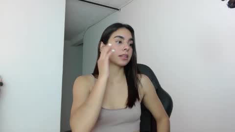 CAMI online show from March 18, 1:42 am