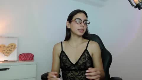 CAMI online show from April 11, 2:38 am