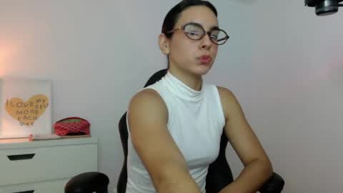 CAMI online show from May 15, 11:01 pm