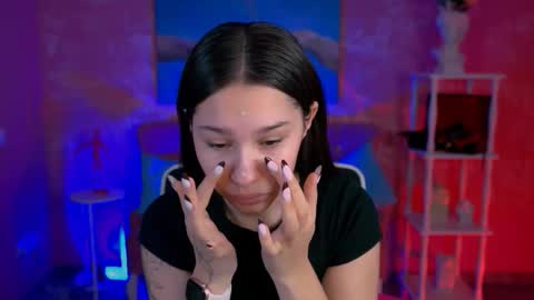 Snapshot of kimclarks chatting on October 6, 8:12 am kimclarks online show from October 6, 8:12 am