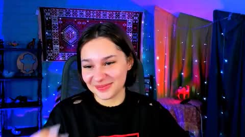 kimclarks online show from February 21, 3:57 pm