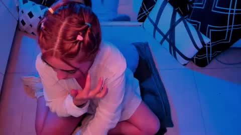 Snapshot of kimica_ chatting on March 16, 3:45 am kendall online show from March 16, 3:45 am