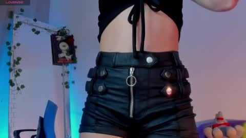 Kimm online show from November 30, 2:04 am