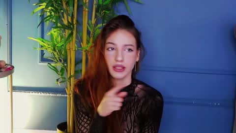 kimmdaviss online show from February 18, 7:15 am