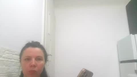 kimmi0606 online show from April 4, 8:23 am