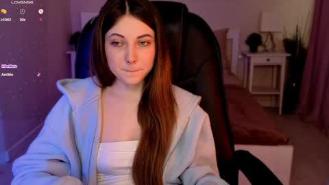 Snapshot of kimmie_shine chatting on May 15, 3:41 pm Your Kimmie follow me online show from May 15, 3:41 pm