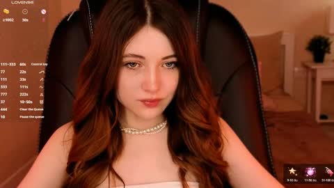 Snapshot of kimmie_shine chatting on May 19, 2:34 pm Your Kimmie follow me online show from May 19, 2:34 pm