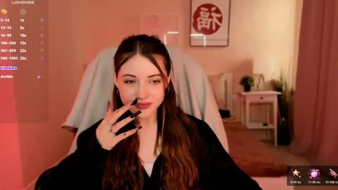 Snapshot of kimmie_shine chatting on June 2, 12:51 pm Your Kimmie follow me online show from June 2, 12:51 pm