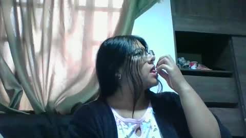 Kimmy online show from December 29, 6:05 pm