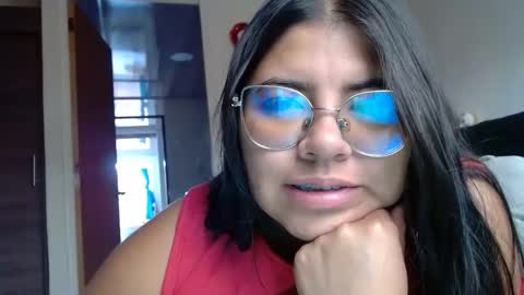 Kimmy online show from September 8, 8:30 pm