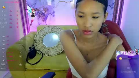 kimmy_m_ online show from June 16, 12:19 pm