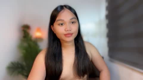 Snapshot of kina_greyx chatting on April 24, 4:59 am kina online show from April 24, 4:59 am