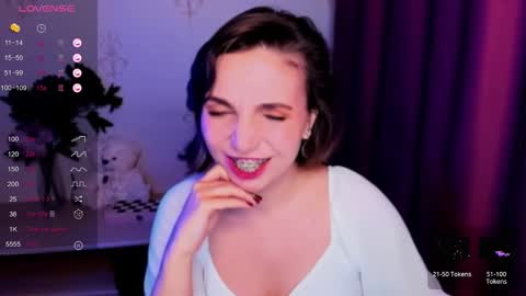 Hazel online show from November 11, 9:48 pm