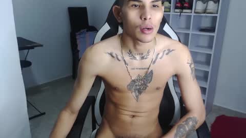 Snapshot of king_bryan19 chatting on December 28, 8:58 pm bryan online show from December 28, 8:58 pm