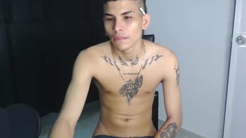 Snapshot of king_bryan19 chatting on January 14, 5:23 pm bryan online show from January 14, 5:23 pm