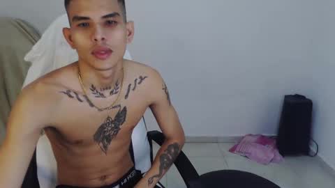 Snapshot of king_bryan19 chatting on September 23, 3:26 pm bryan online show from September 23, 3:26 pm