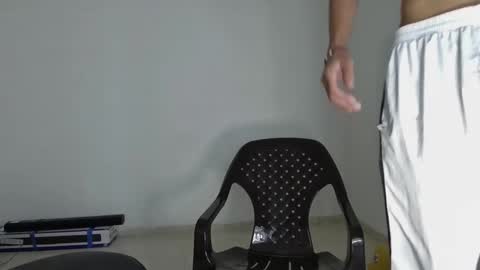 Snapshot of king_bryan19 chatting on September 27, 3:28 pm bryan online show from September 27, 3:28 pm