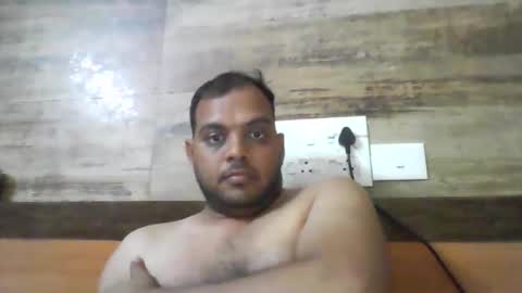 kingalpines1 online show from February 12, 6:58 pm